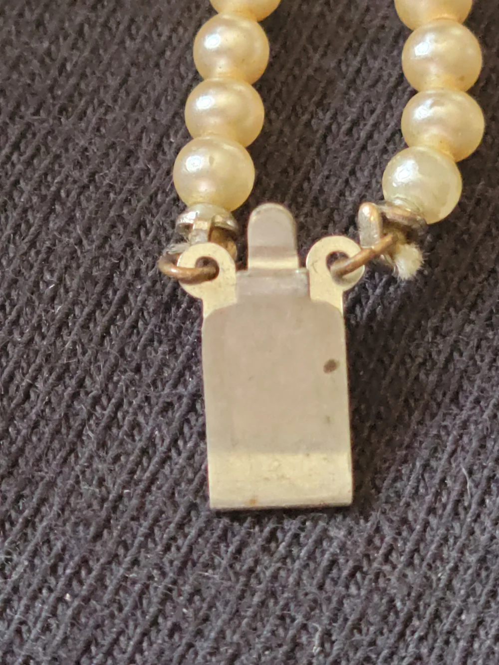 N/A elegant cream